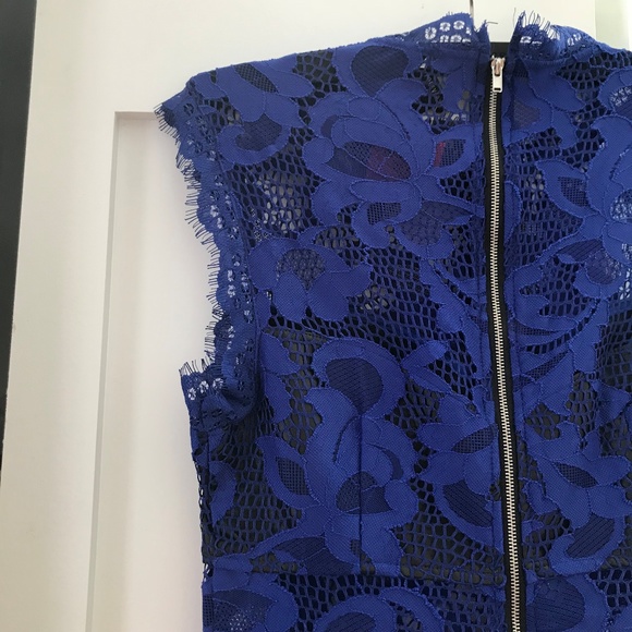 Forever 21 Lace Cutout Dress Size Medium - Picture 6 of 6